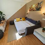 House Sebanc *