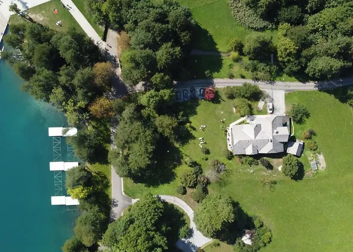 House Sebanc 公寓 *