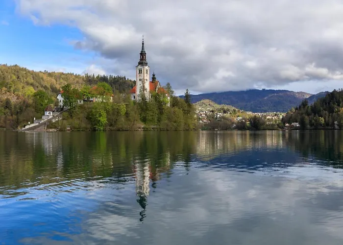 House Sebanc 公寓 *